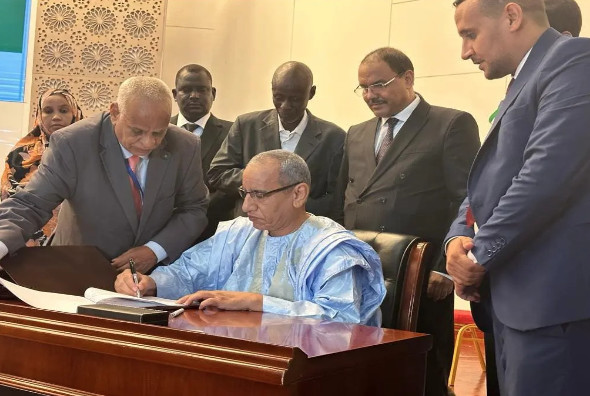 Mauritanie : signature d’une charte entre gouvernement, parti majoritaire et deux formations d’opposition