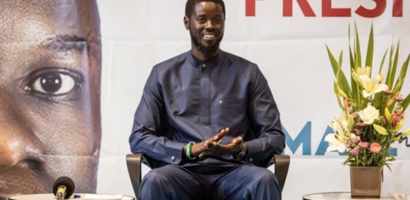 Bassirou Diomaye Faye, nouveau Président de la République : Une élection historique à plus d'un titre Par: Thiebeu Ndiaye - Seneweb.com Bassirou Diomaye Faye, nouveau Président de la République : Une élection historique à plus d'un titre Par: Thiebeu Ndiaye - Seneweb.com