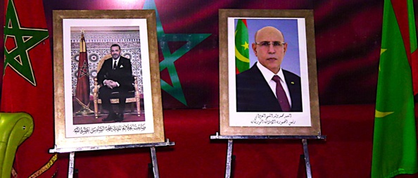 Célébration de la fête du trône dans la communion Célébration de la fête du trône dans la communion