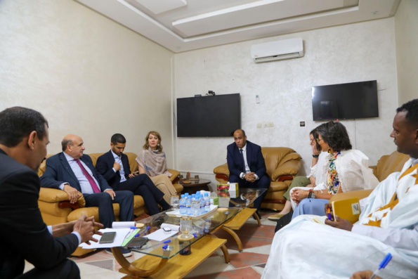 Une délégation de l’Université Juan Carlos d’Espagne chez le Ministre de la Culture Une délégation de l’Université Juan Carlos d’Espagne chez le Ministre de la Culture