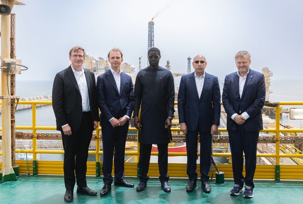 Début symbolique des exportations de GTA en présence de Ghazouani et Faye Début symbolique des exportations de GTA en présence de Ghazouani et Faye