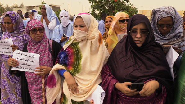 Sit-in de joie des collaborateurs des médias publics. Sit-in de joie des collaborateurs des médias publics.