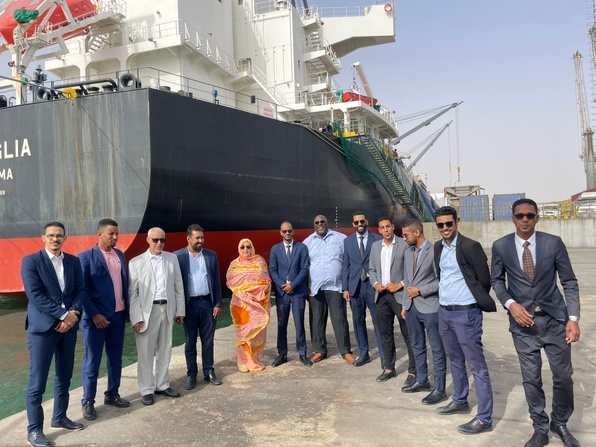 Les étudiants de l’Ecole Nationale d’Administration au Port de Nouakchott