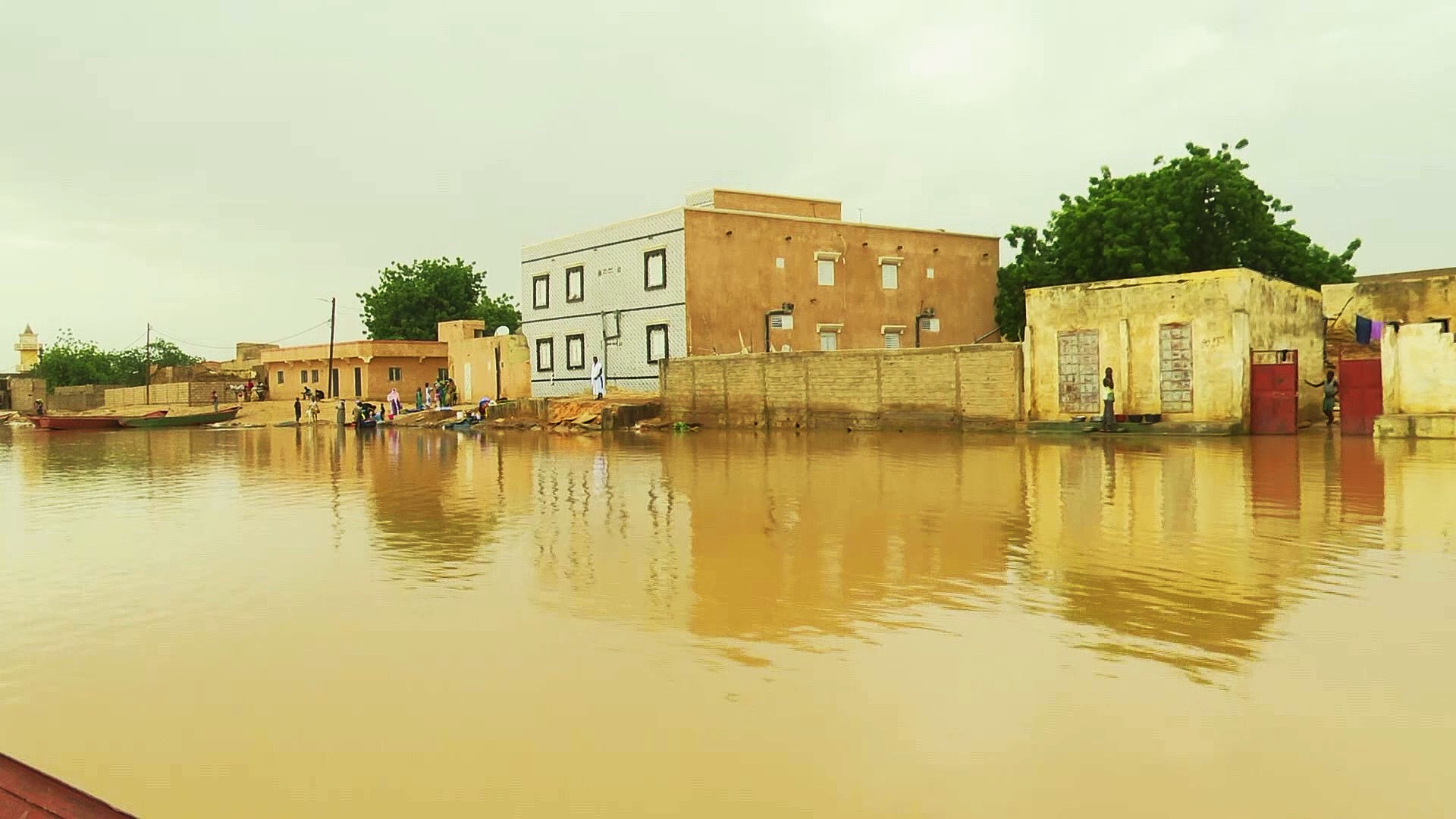 Kaédi sous les eaux