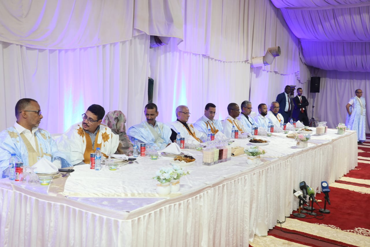 Le PM offre un somptueux dîner pour la clôture de la session parlementaire