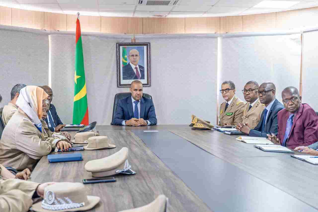 Le Délégué Général de Taazour Monsieur Sidi MOULAYE ZEINE préside avec les Trois Wali et les Neufs Hakem de Nouakchott,  une réunion de Coordination technique de haut niveau initiant l’accès  des hautes autorités administratives au portail numérique 