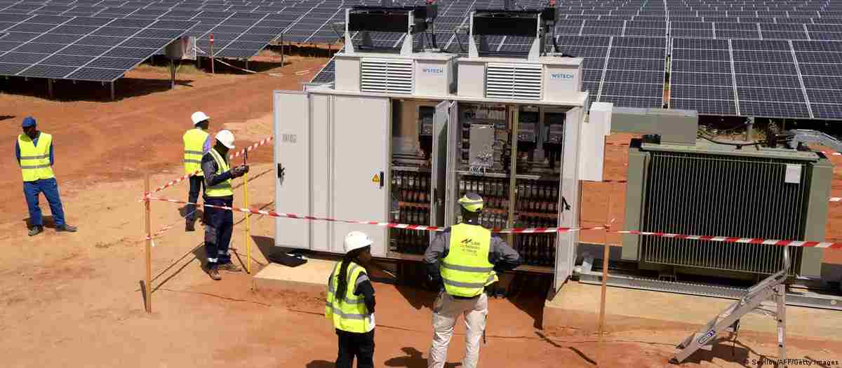 Nouakchott à l’arrêt : 3 jours sans courant, l’État doit parier sur le solaire 